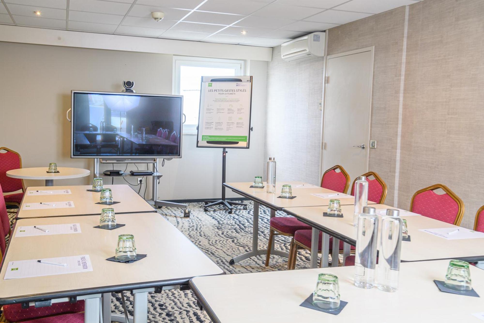 Ibis Styles Tours Centre Hotel Exterior photo
